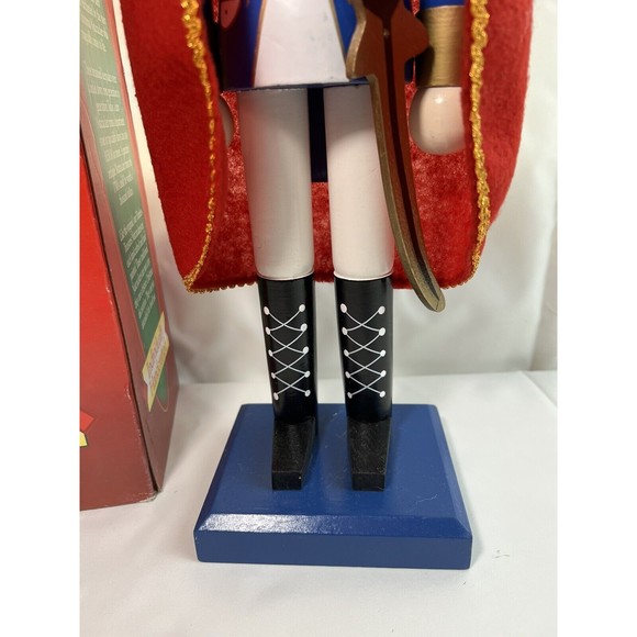 Timeless Treasures 20" Deluxe Wooden Nutcracker Soldier W/Red‎ Cape Handcrafted - Picture 4 of 9